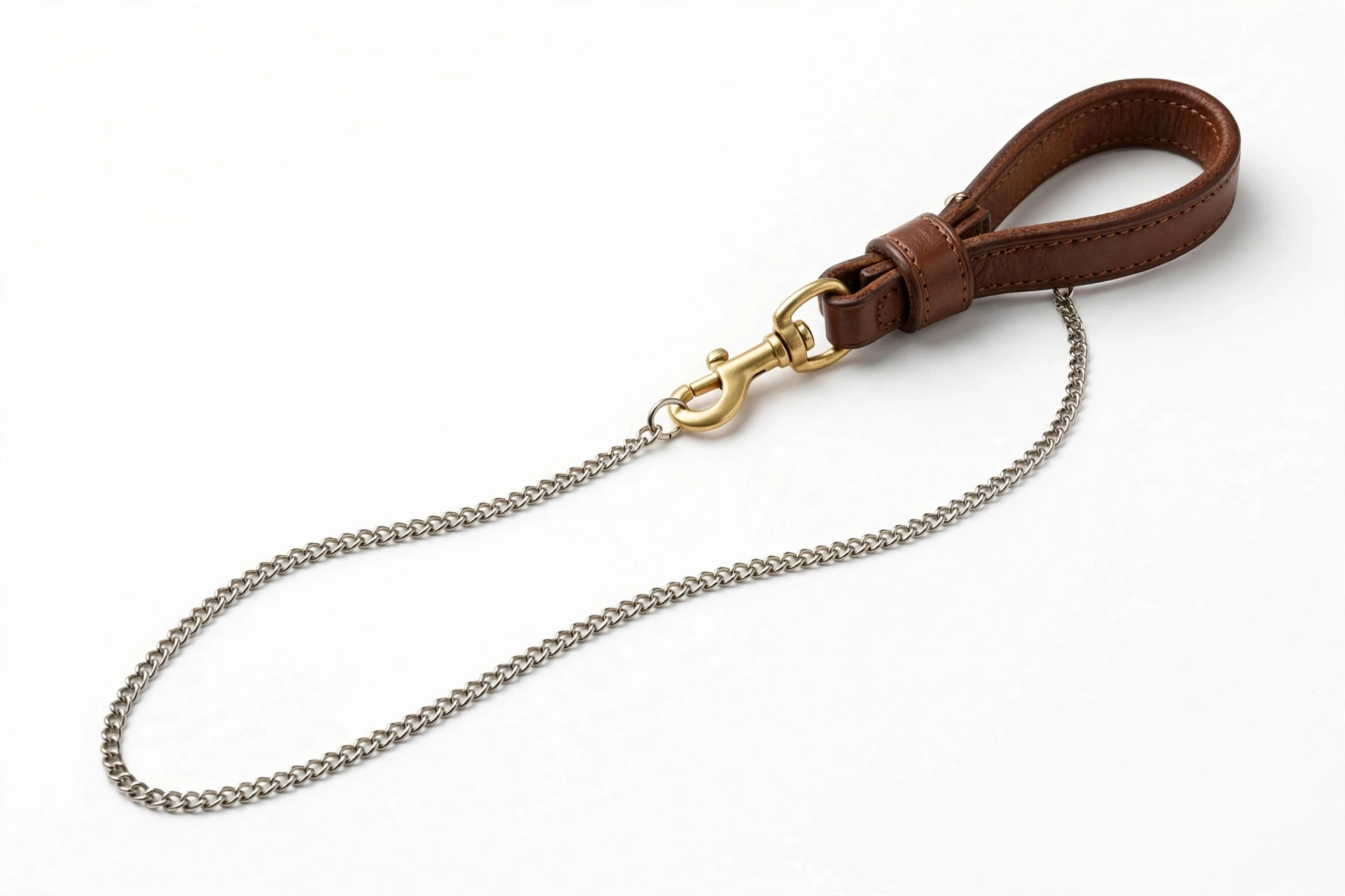 Alvalley fine brass snake chain dog show collar, traditional style, editorial product photo